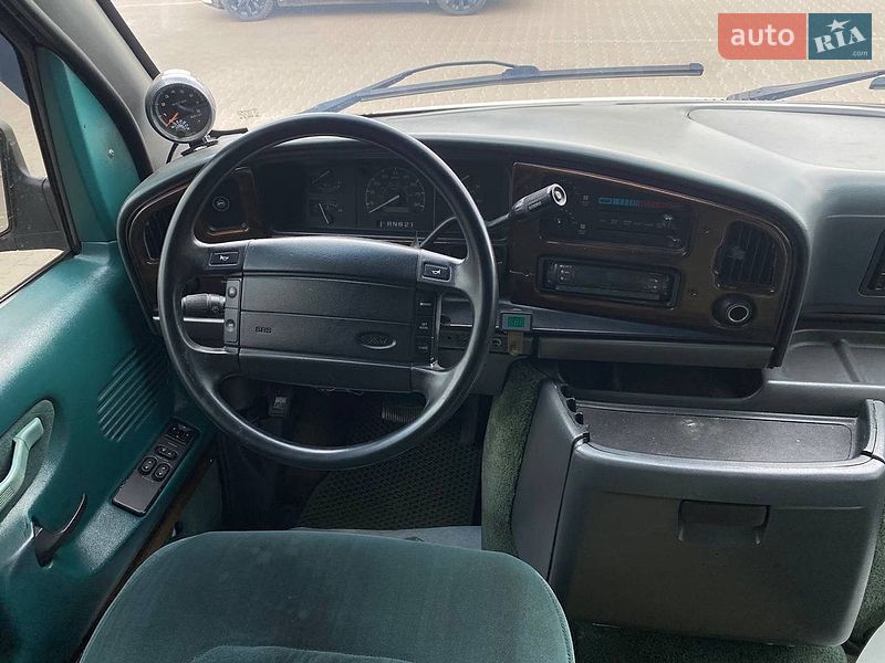 Мінівен Ford Econoline 1996 в Житомирі