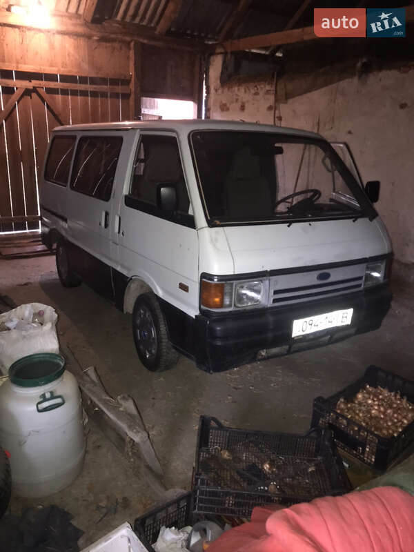 Минивэн Ford Econovan 1988 в Ивано-Франковске