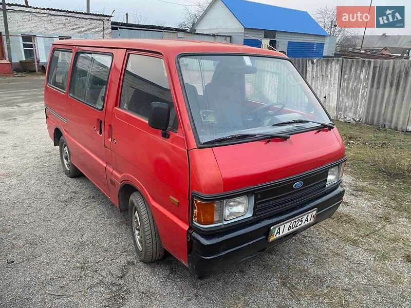 Минивэн Ford Econovan 1989 в 