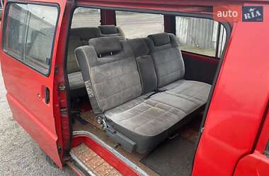 Минивэн Ford Econovan 1989 в 