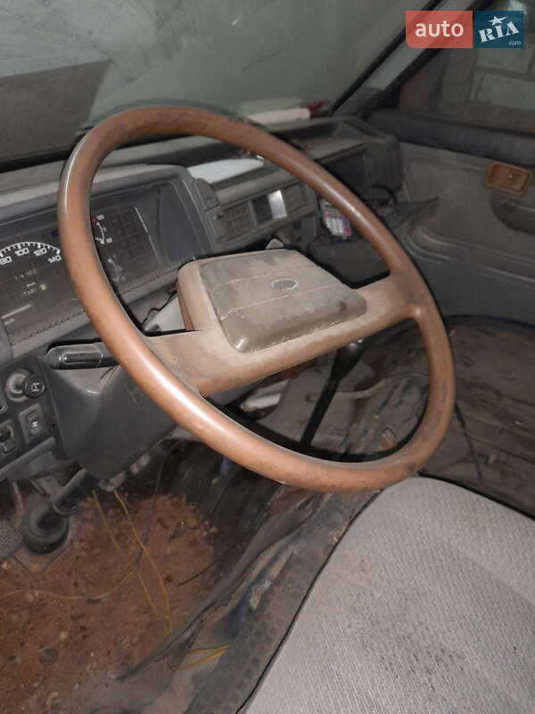 Мінівен Ford Econovan 1987 в Києві