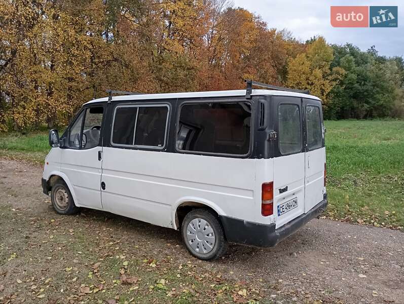 Мінівен Ford Econovan 1997 в Сторожинці