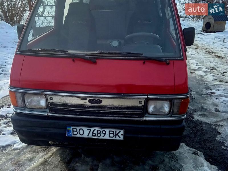 Ford Econovan 1989