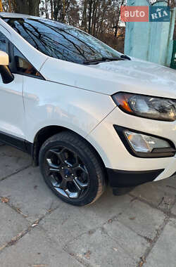 Внедорожник / Кроссовер Ford EcoSport 2017 в 