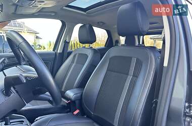 Позашляховик / Кросовер Ford EcoSport 2019 в 