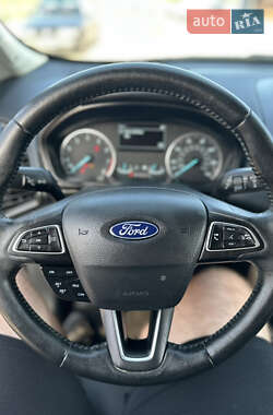 Внедорожник / Кроссовер Ford EcoSport 2018 в 