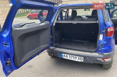 Позашляховик / Кросовер Ford EcoSport 2015 в 