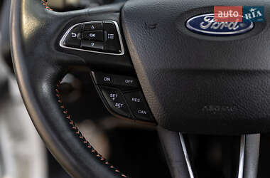 Внедорожник / Кроссовер Ford EcoSport 2018 в 