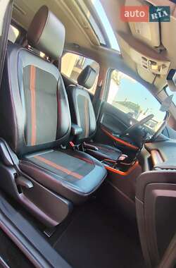 Внедорожник / Кроссовер Ford EcoSport 2017 в 