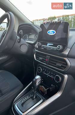 Внедорожник / Кроссовер Ford EcoSport 2018 в 