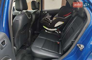 Внедорожник / Кроссовер Ford EcoSport 2017 в 