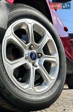 Внедорожник / Кроссовер Ford EcoSport 2018 в 