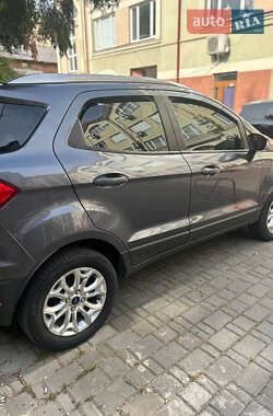 Позашляховик / Кросовер Ford EcoSport 2015 в 