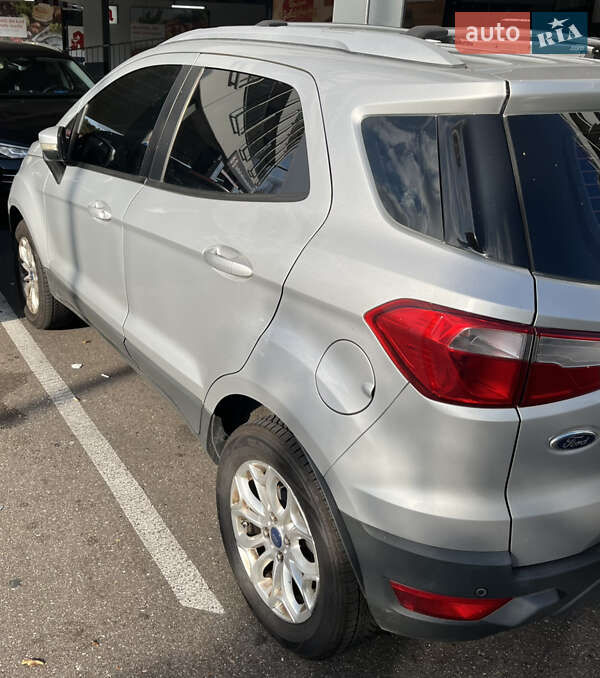 Ford EcoSport 2015
