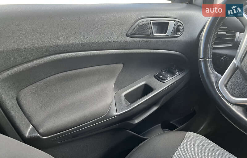 Внедорожник / Кроссовер Ford EcoSport 2015 в Херсоне фото 9 Внедорожник / Кроссовер Ford EcoSport 2015 в Херсоне