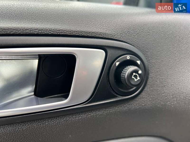 Внедорожник / Кроссовер Ford EcoSport 2014 в Львове