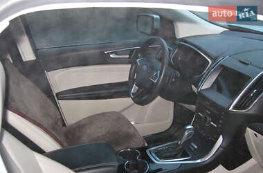 Внедорожник / Кроссовер Ford Edge 2016 в 