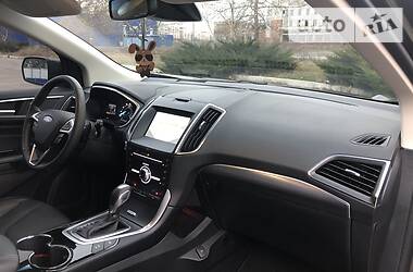 Внедорожник / Кроссовер Ford Edge 2018 в 