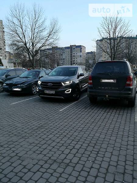 Позашляховик / Кросовер Ford Edge 2015 в Львові