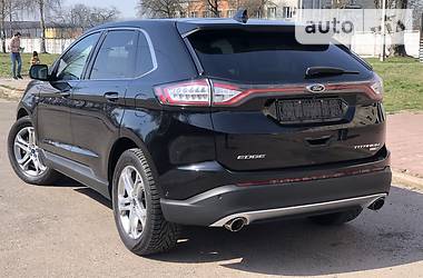 Позашляховик / Кросовер Ford Edge 2016 в 