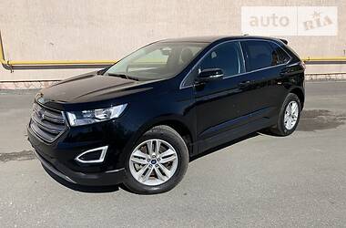 Позашляховик / Кросовер Ford Edge 2019 в 