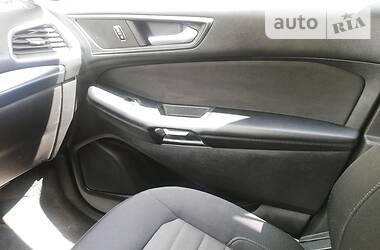 Позашляховик / Кросовер Ford Edge 2016 в 