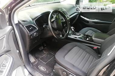 Позашляховик / Кросовер Ford Edge 2016 в 
