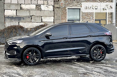 Внедорожник / Кроссовер Ford Edge 2019 в 