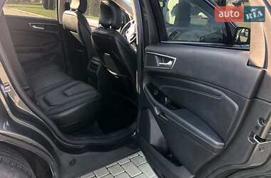 Внедорожник / Кроссовер Ford Edge 2017 в 