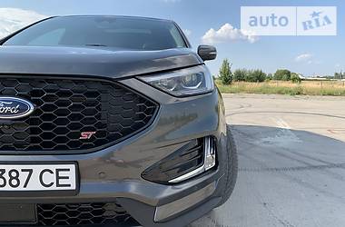 Внедорожник / Кроссовер Ford Edge 2019 в 