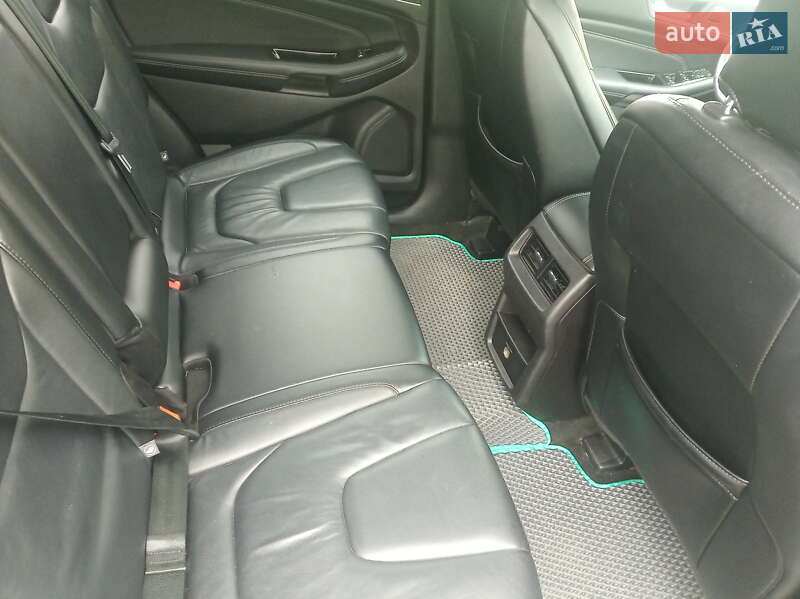 Позашляховик / Кросовер Ford Edge 2015 в Старому Самборі