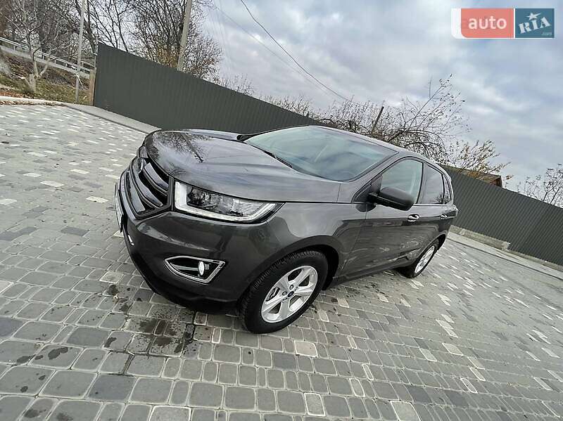 Внедорожник / Кроссовер Ford Edge 2017 в 