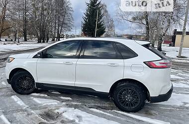 Внедорожник / Кроссовер Ford Edge 2018 в 