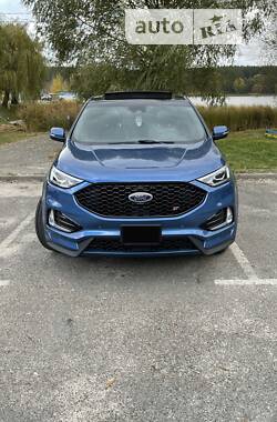 Внедорожник / Кроссовер Ford Edge 2019 в 