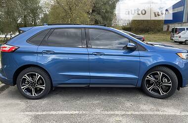 Внедорожник / Кроссовер Ford Edge 2019 в 