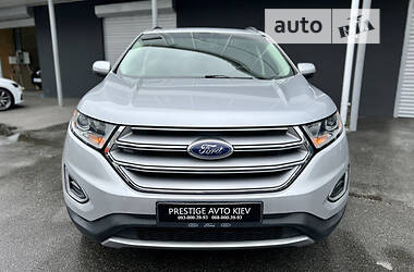 Позашляховик / Кросовер Ford Edge 2017 в 