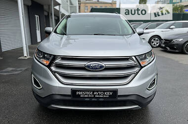 Позашляховик / Кросовер Ford Edge 2017 в 