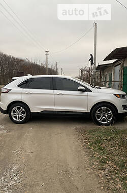 Внедорожник / Кроссовер Ford Edge 2018 в 