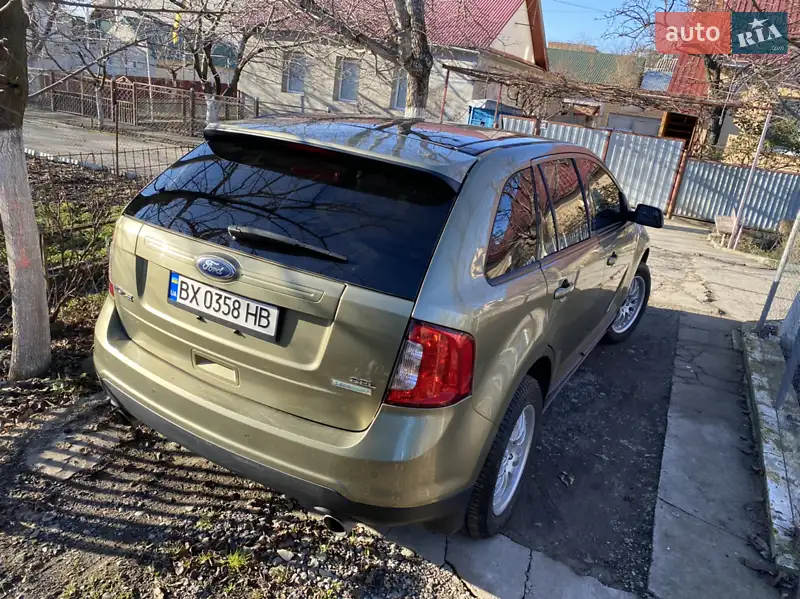 Внедорожник / Кроссовер Ford Edge 2011 в 