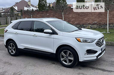 Позашляховик / Кросовер Ford Edge 2020 в 
