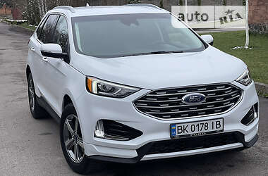Позашляховик / Кросовер Ford Edge 2020 в 