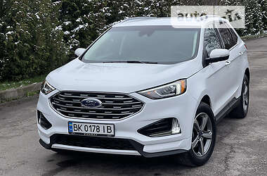 Позашляховик / Кросовер Ford Edge 2020 в 