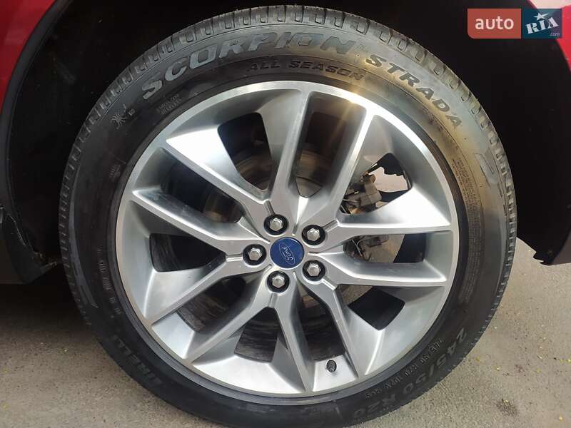 Внедорожник / Кроссовер Ford Edge 2017 в Мене