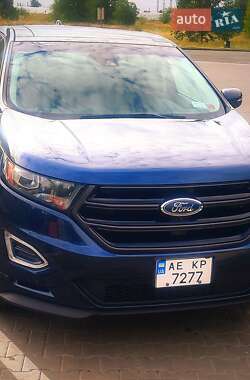 Внедорожник / Кроссовер Ford Edge 2017 в 