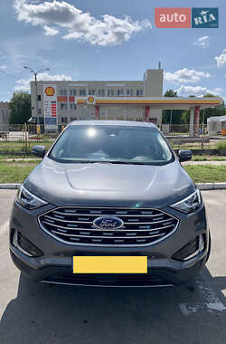 Внедорожник / Кроссовер Ford Edge 2021 в 