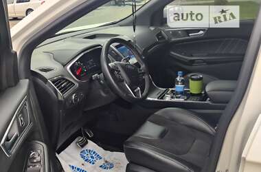 Внедорожник / Кроссовер Ford Edge 2020 в 
