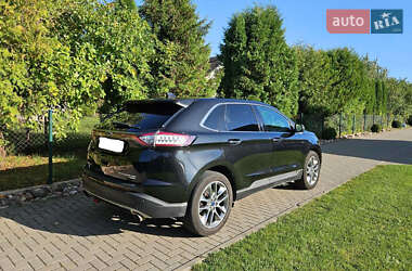 Внедорожник / Кроссовер Ford Edge 2015 в 