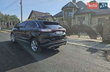 Внедорожник / Кроссовер Ford Edge 2017 в 