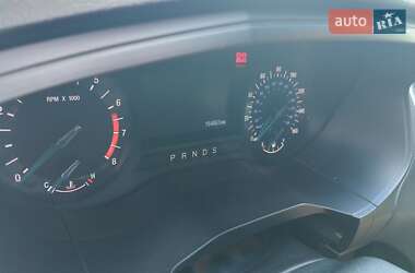 Внедорожник / Кроссовер Ford Edge 2016 в 