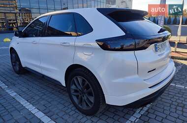 Позашляховик / Кросовер Ford Edge 2016 в 